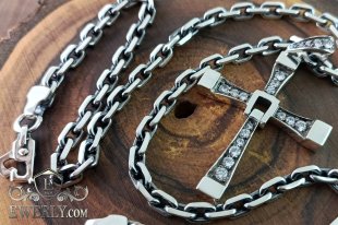 Anchor chain with Dominic Toretto's cross, фото