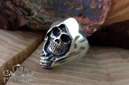 Ring with skull - death of silver, фото