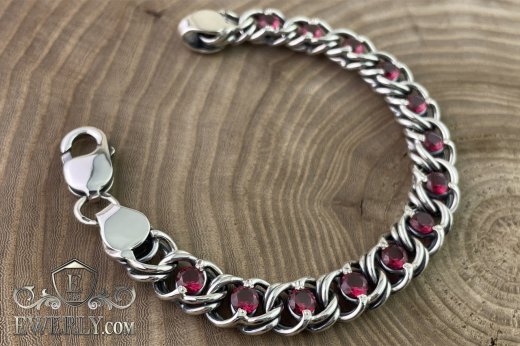 Bracelet "Arabic bismarck" with red stones, фото